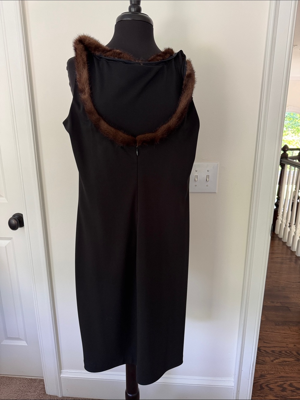 Cache Black Midi Dress with Brown Fur Trim - Picture 2 of 3